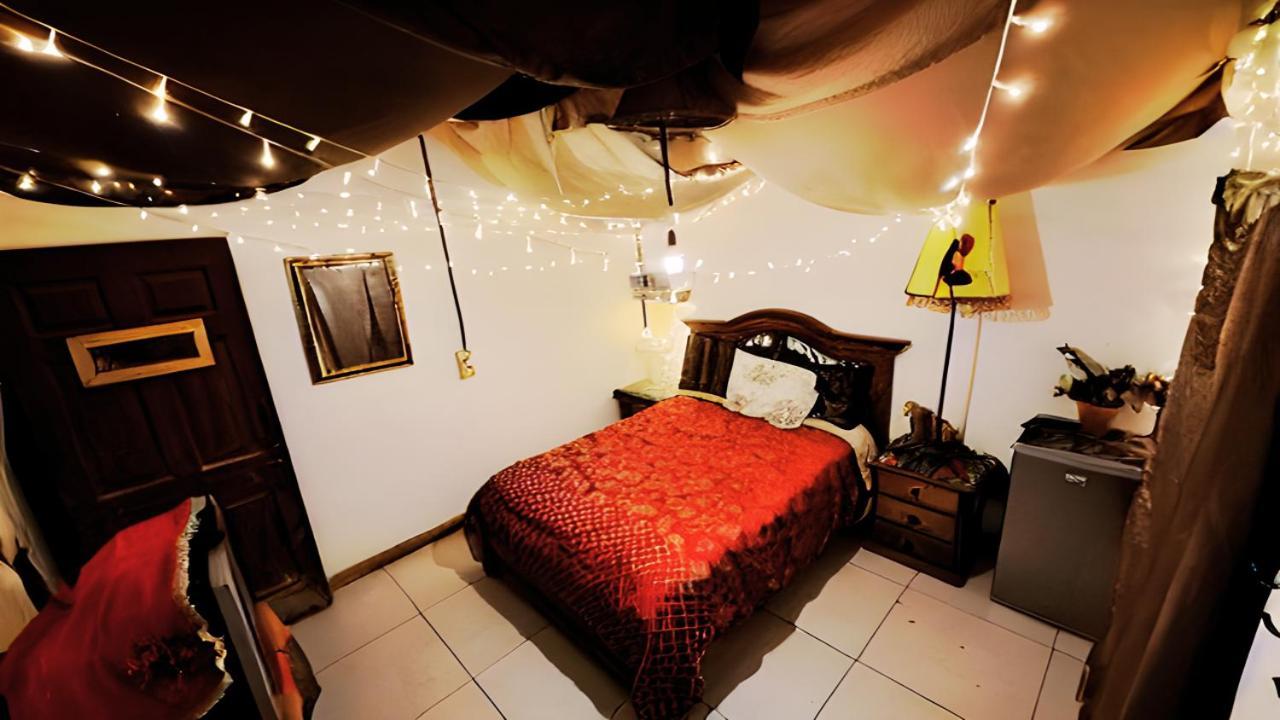 La Poza Del Pato Hotel Tarija Buitenkant foto